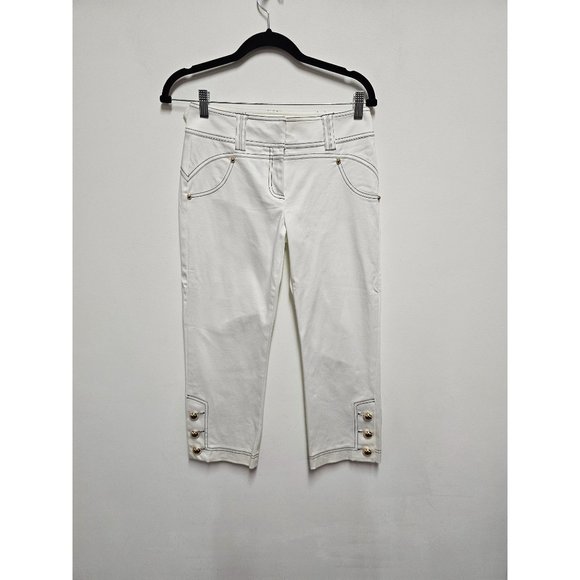 CACHÉ  White Novel  Capris Gold Button Size 2 - Picture 6 of 7